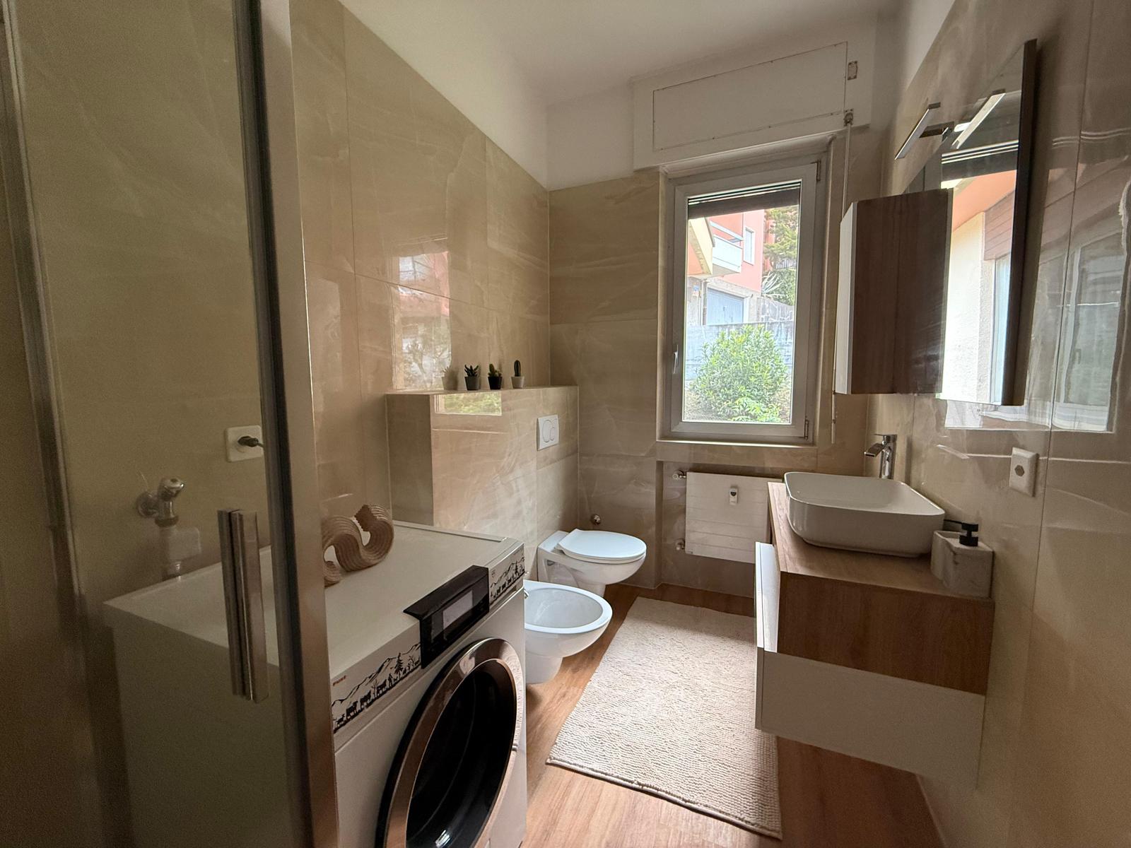 Bagno con lavanderia — dopo